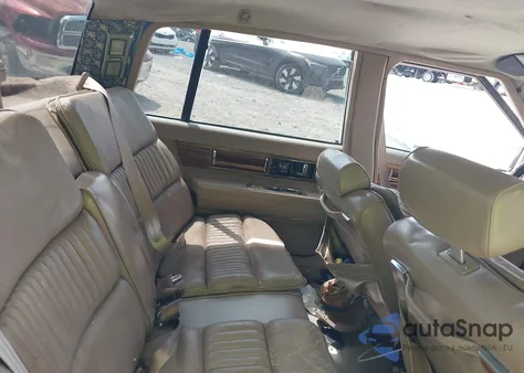 1989 Buick Electra Park Avenue z USA, uszkodzony, nr VIN 1G4CW54C0K1604301